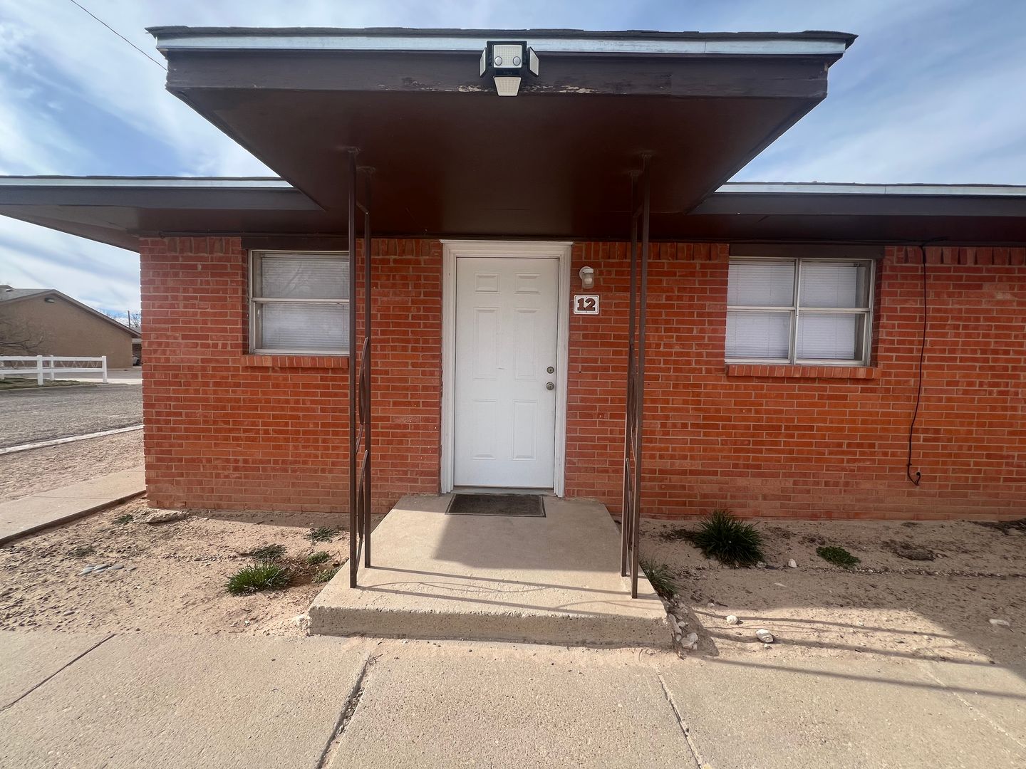 Portales Apartment: 1514 Arizona Dr