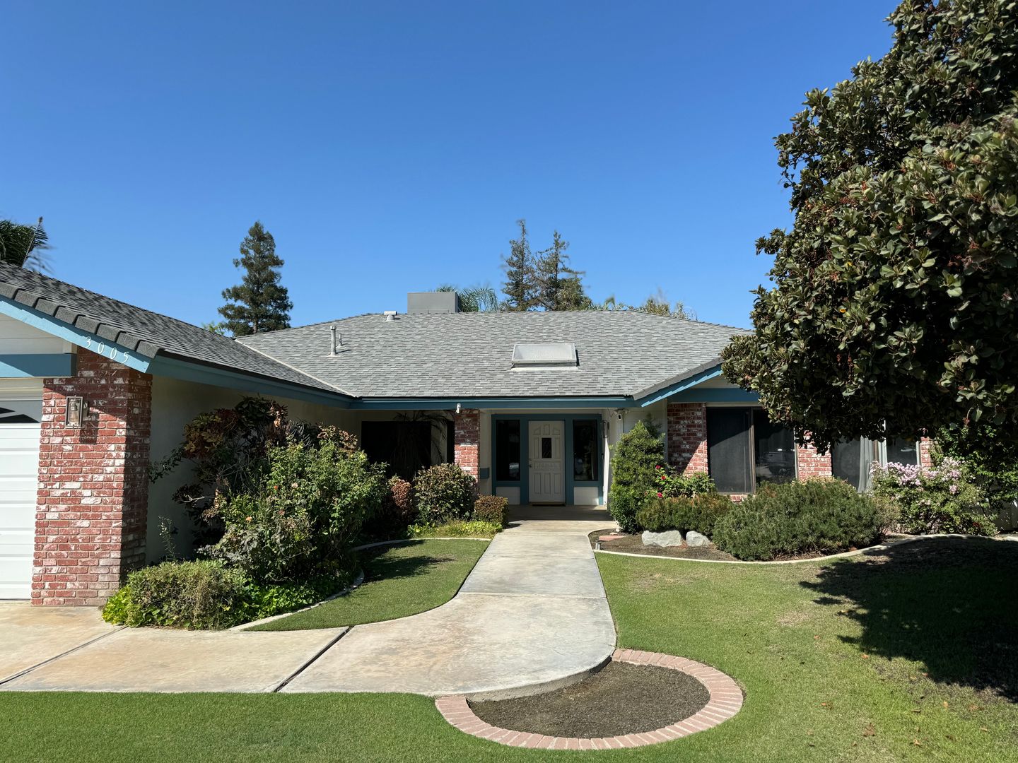 Bakersfield House: 3005 Summer Creek Ct