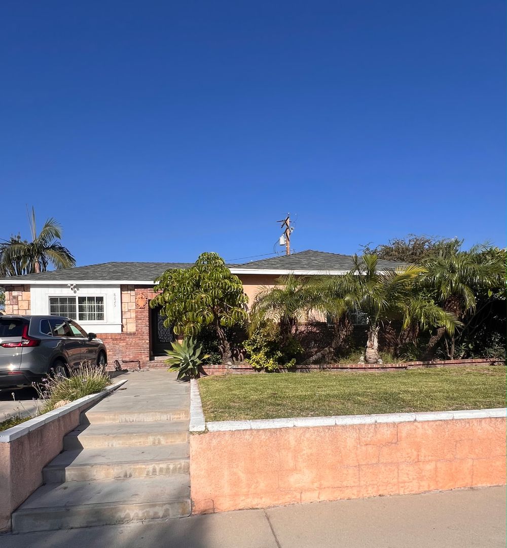 Pico Rivera House: 8625 Holbrook St.