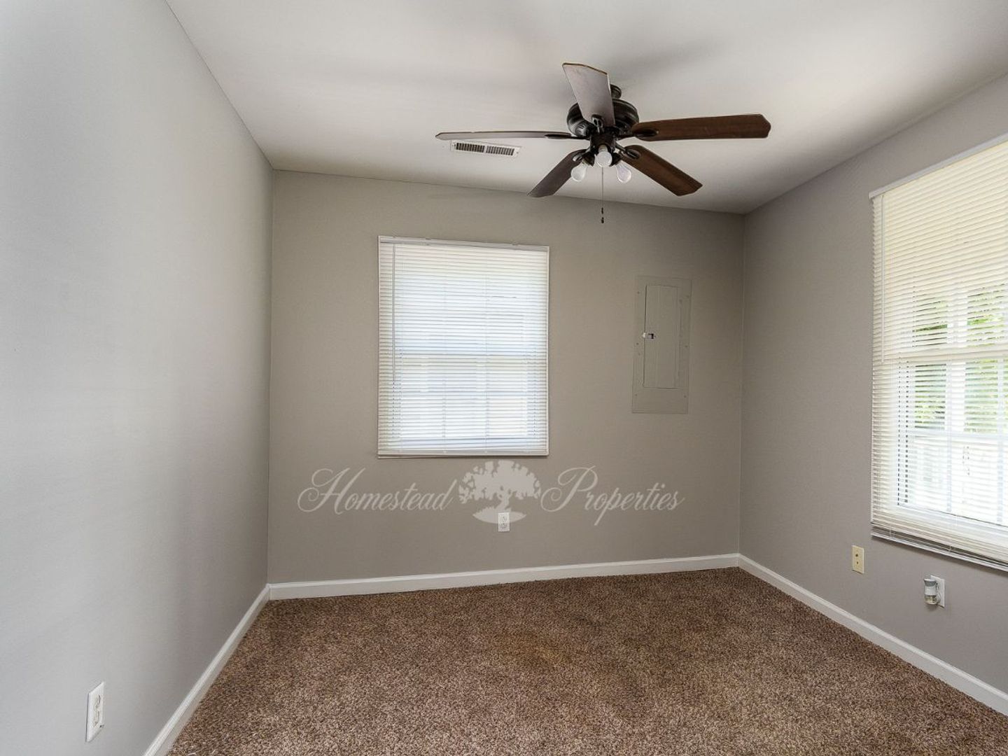 509 1/2 Lamont Street 9 of 12
