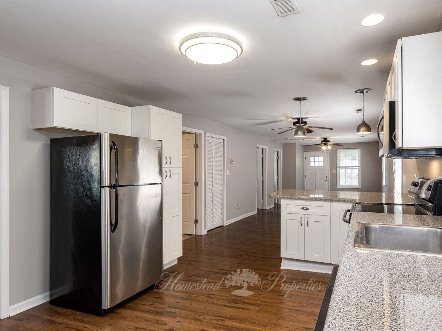509 1/2 Lamont Street 5 of 12