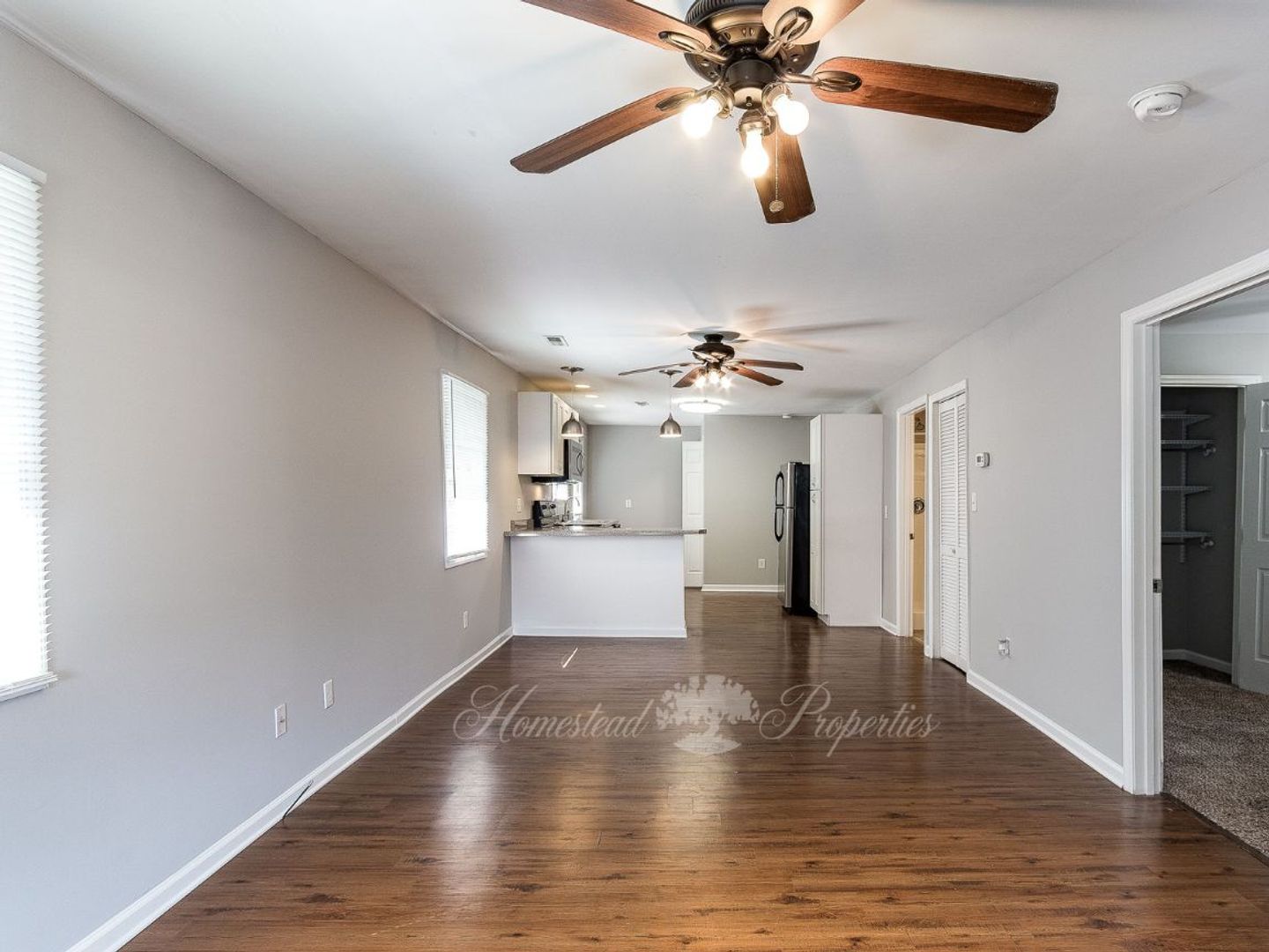 509 1/2 Lamont Street 2 of 12