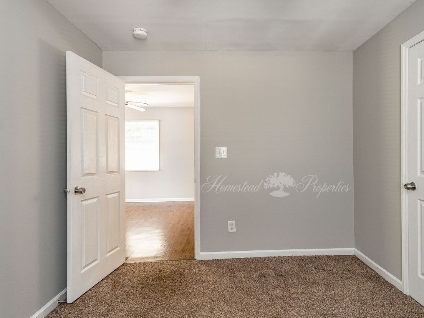509 1/2 Lamont Street 10 of 12
