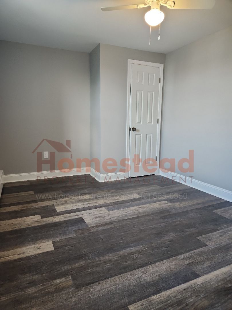 Norristown Apartment: 17 E Elm St