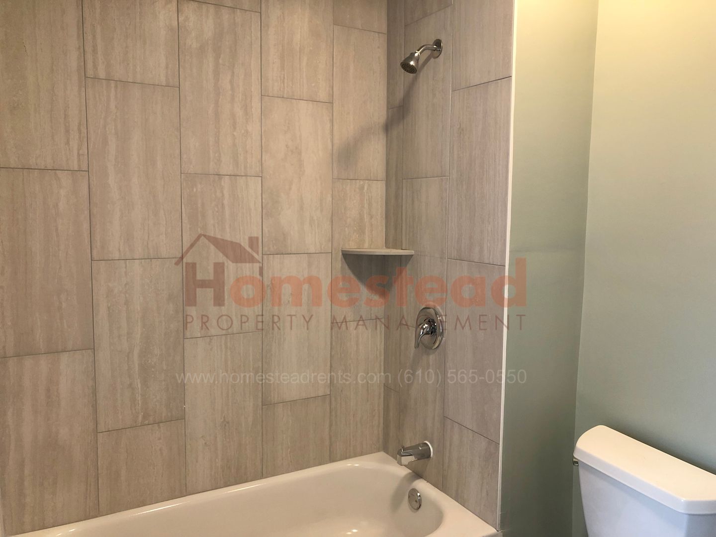 Colwyn Apartment: 122 Main Street