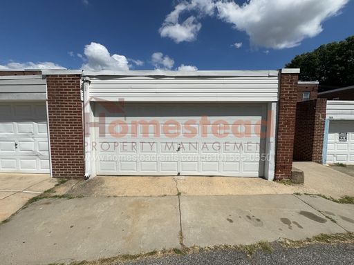 GARAGE FOR RENT IN NORWOOD