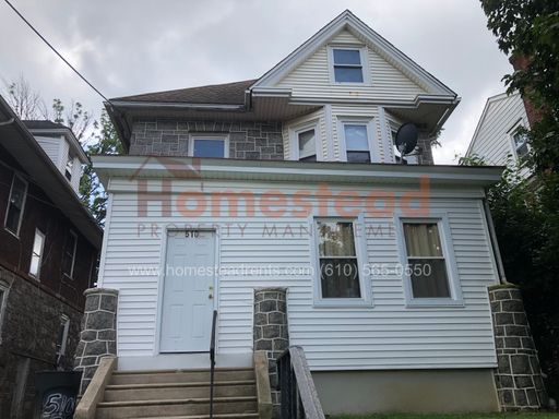 1 Bedroom Apartment in Collingdale!