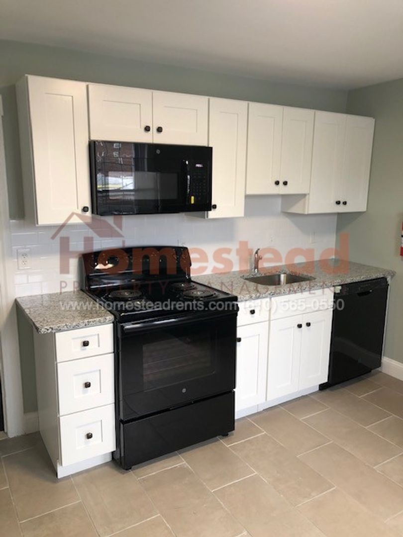 Marcus Hook Apartment: 1101 Washington St