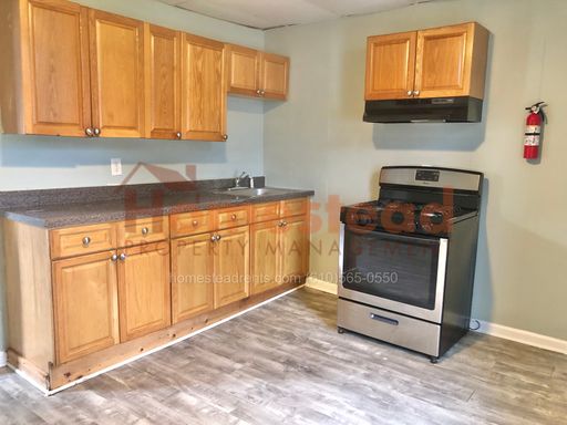 4 Bedroom Rental – 942 Maple Ter, Darby, PA 19023