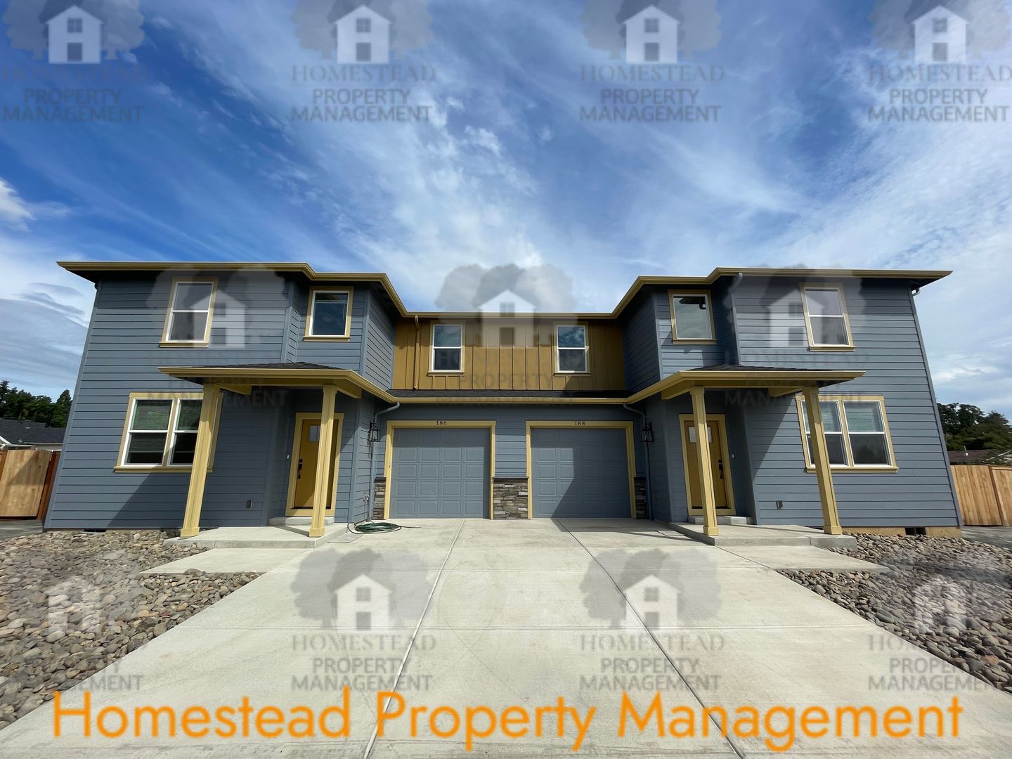 Dallas Multiplex: 186-188 Lacreole Dr.