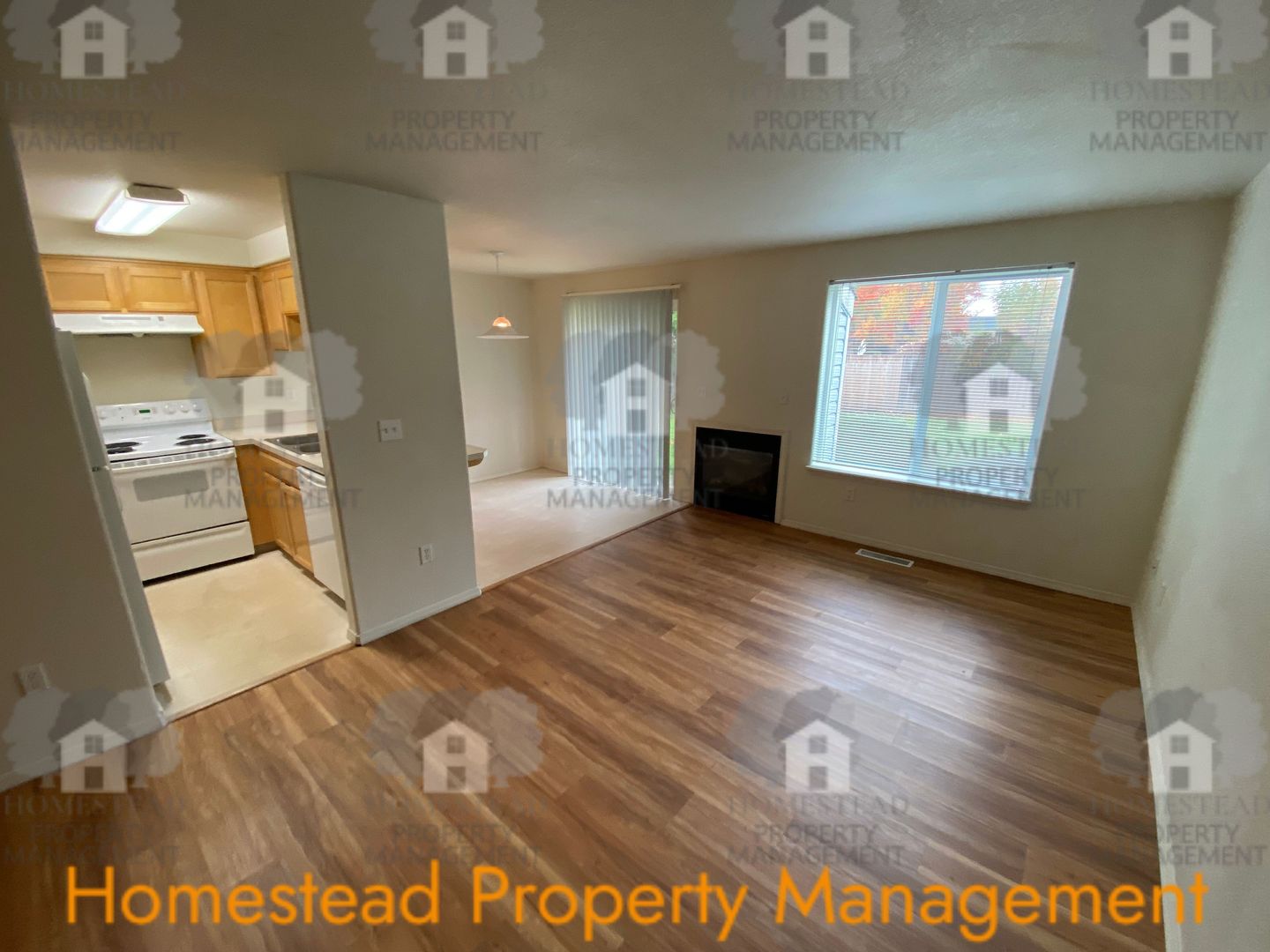 Independence Apartment: 1480-1482 Falcon Lp.