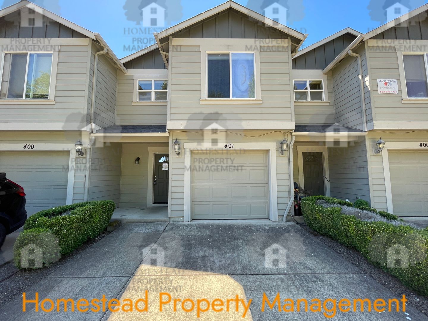 Monmouth Apartment: 400-468 Catron St.