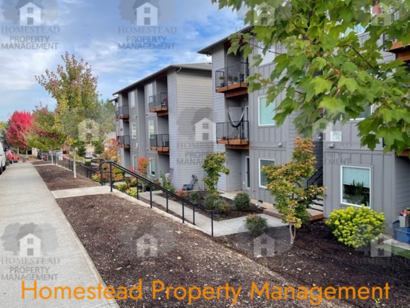 Salem Apartment: 640-648 River Valley Dr. NW