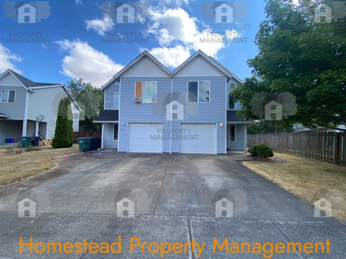 Independence Apartment: 1408-1410 Falcon Loop