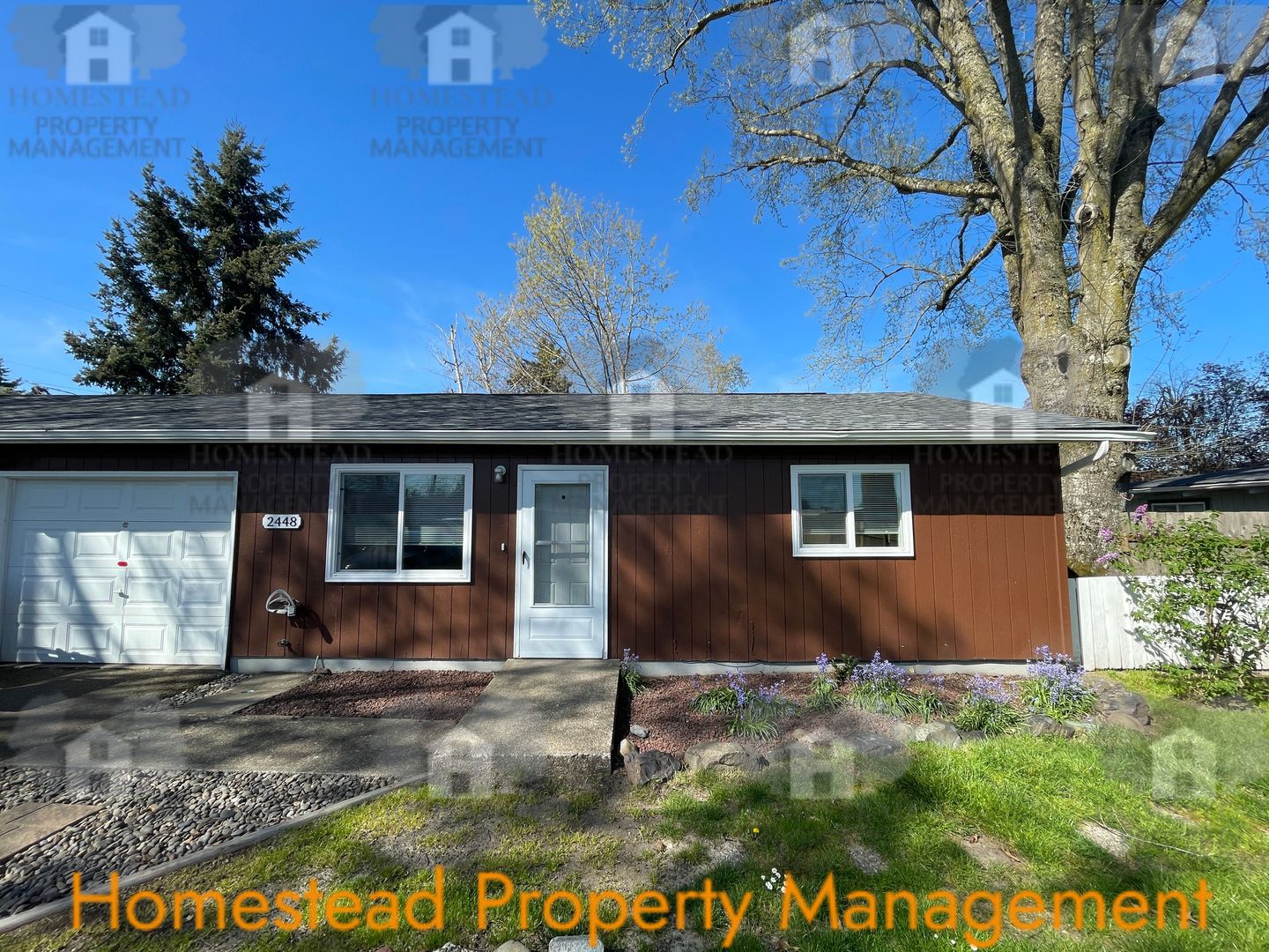 Albany Apartment: 2448-2450 Sherman St SE