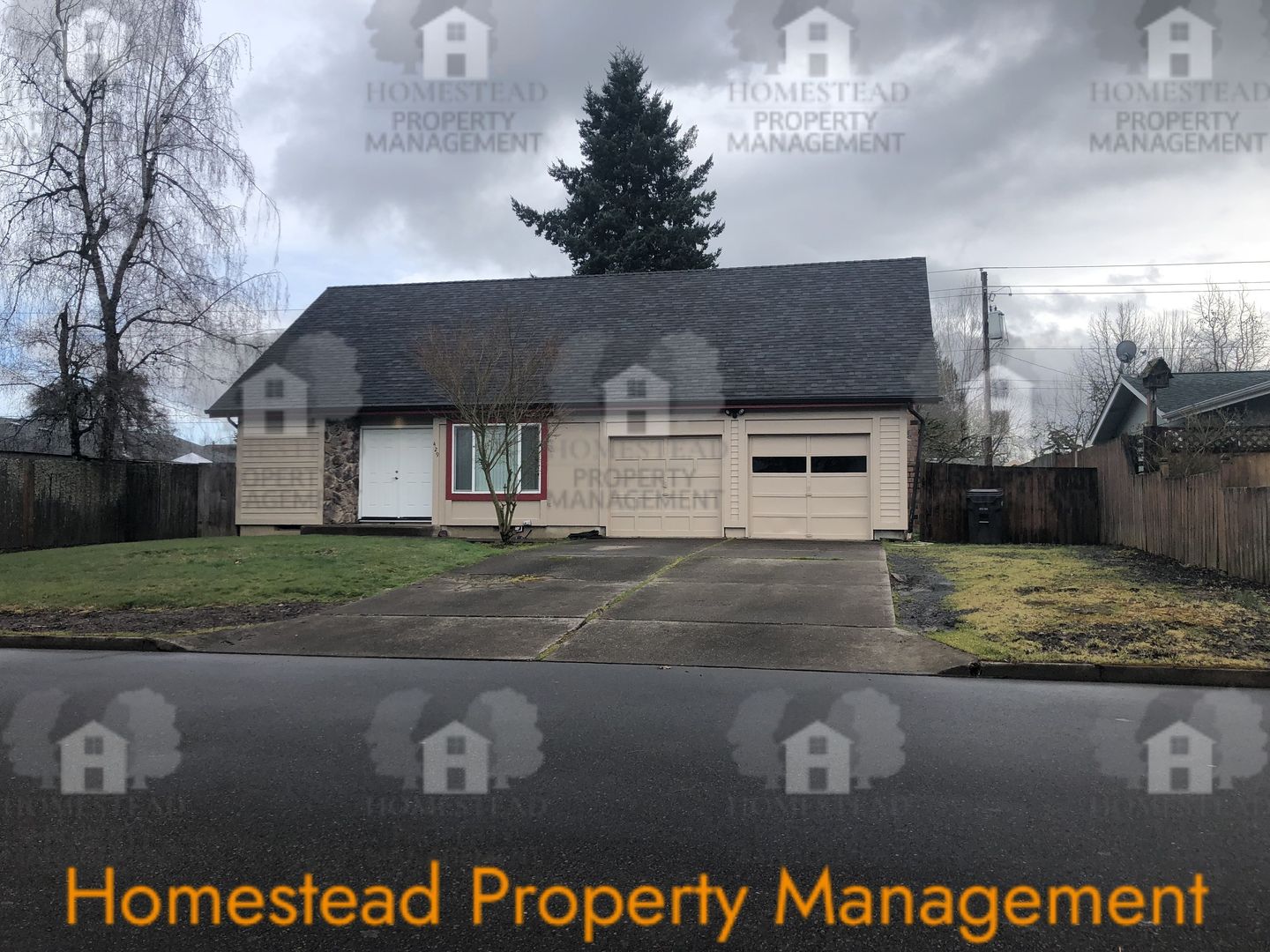 Monmouth House: 429 Scott Street S.