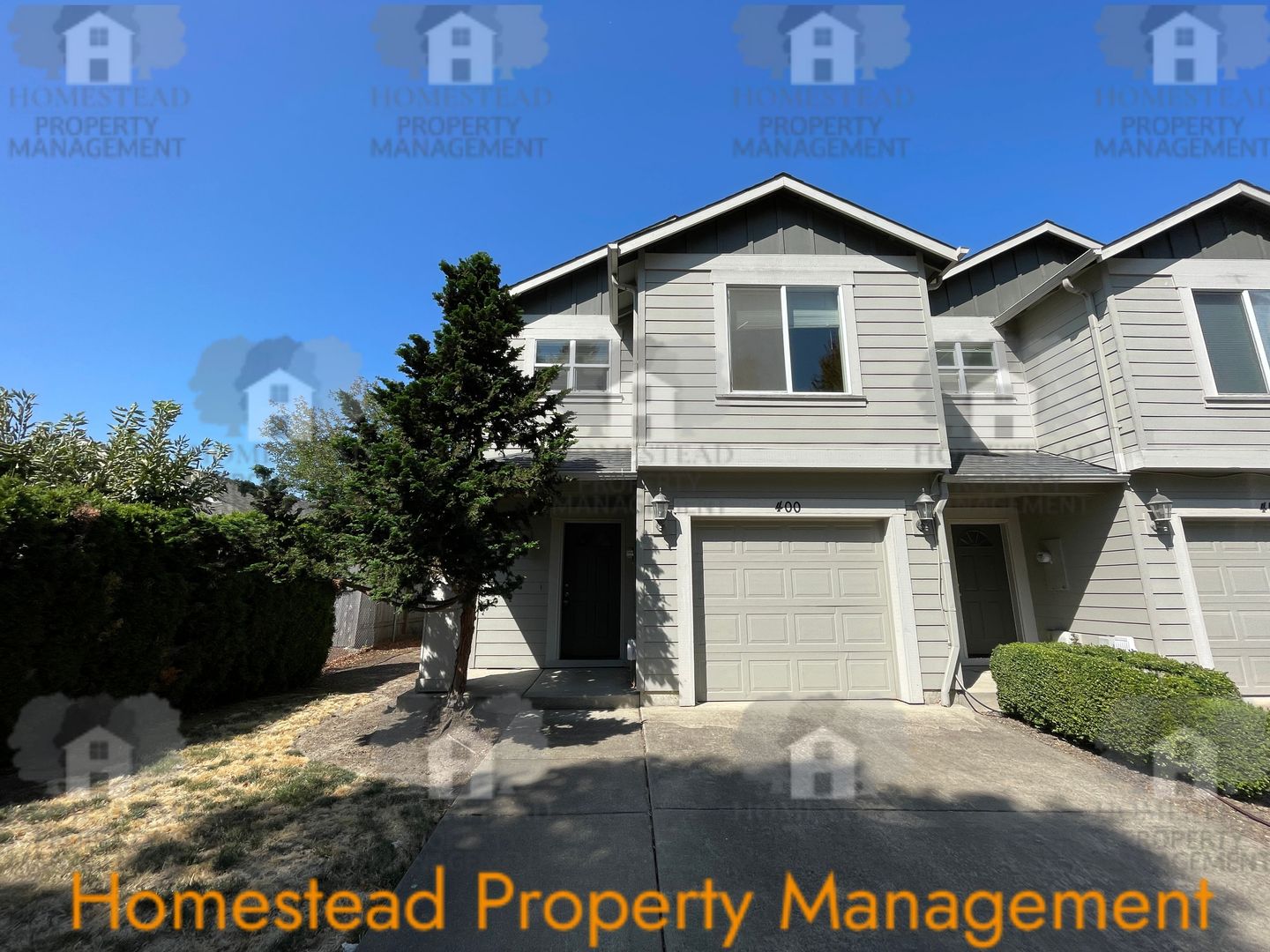 Monmouth Apartment: 400-468 Catron St.