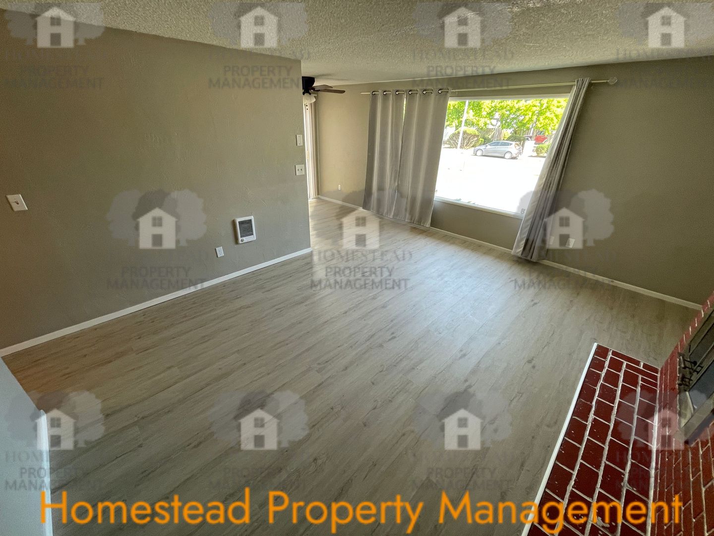 Salem Apartment: 3822-3828 Bayonne Dr SE
