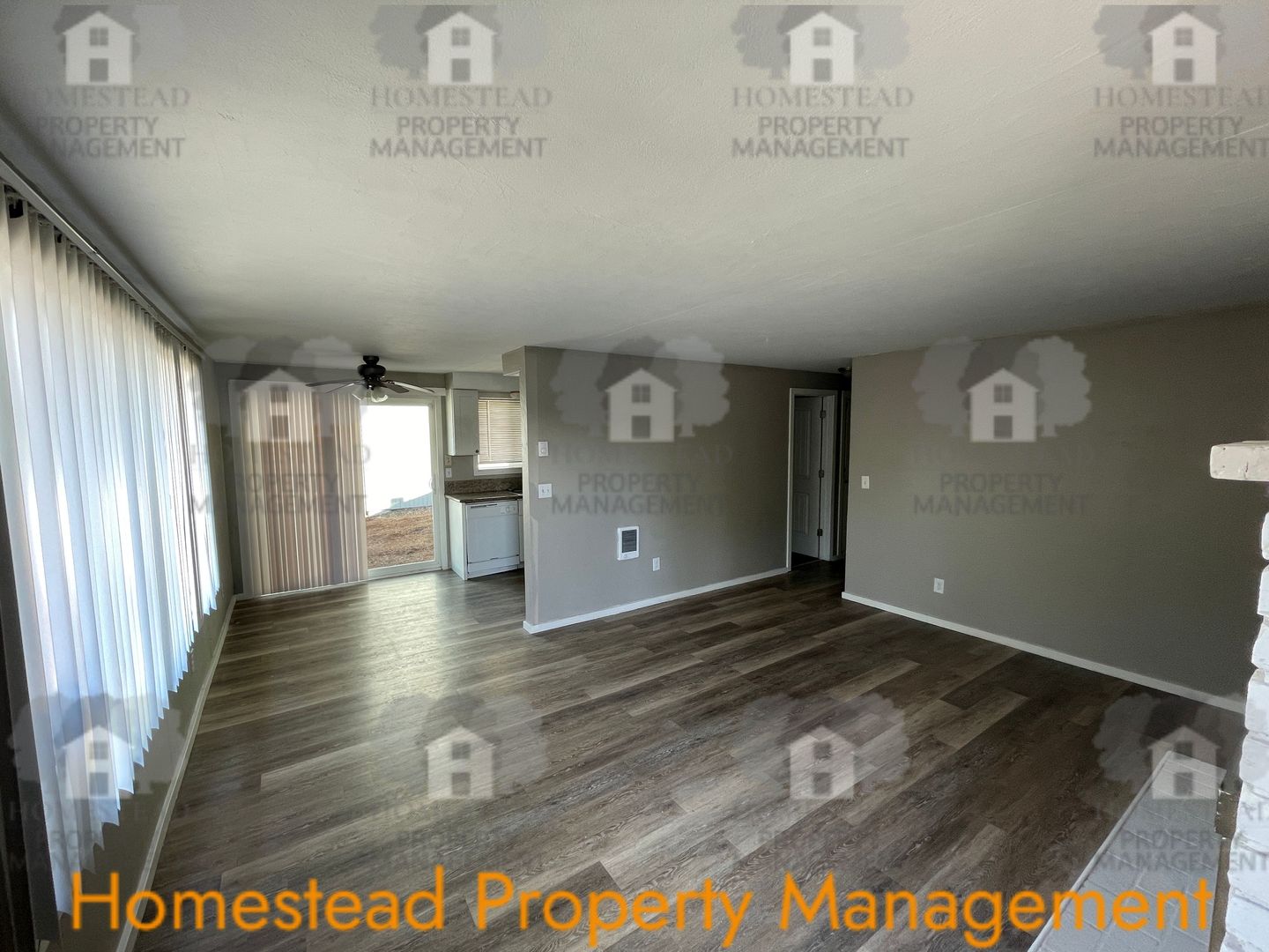 Salem Apartment: 3822-3828 Bayonne Dr SE