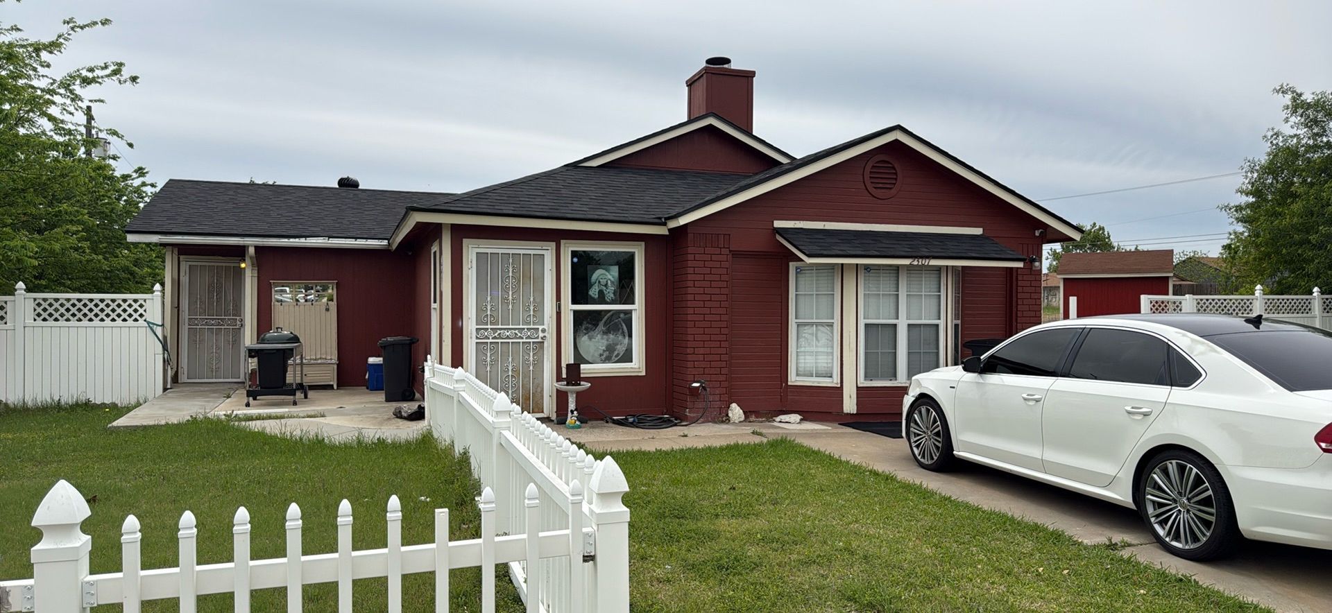 Killeen House: 2307 Lago Trail