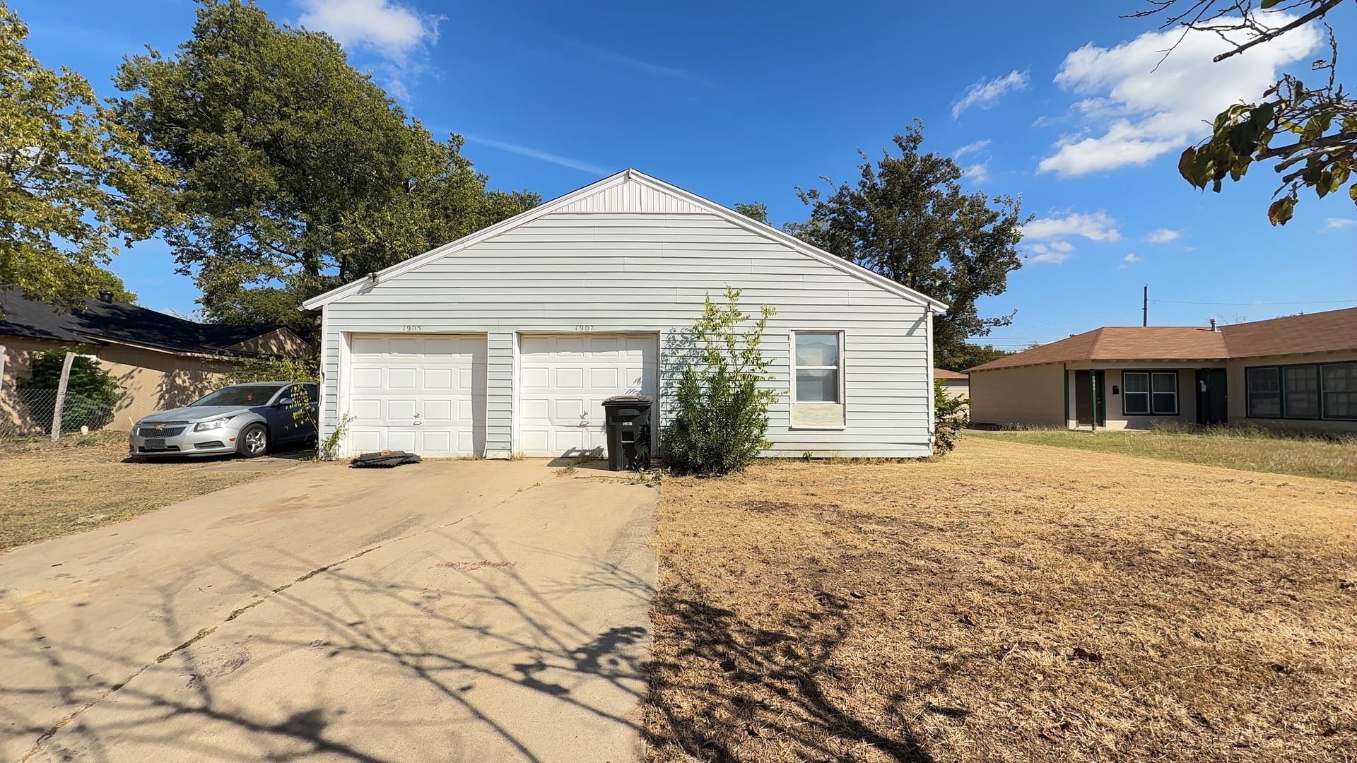 Killeen Apartment: 1905-1907 Wood Ave