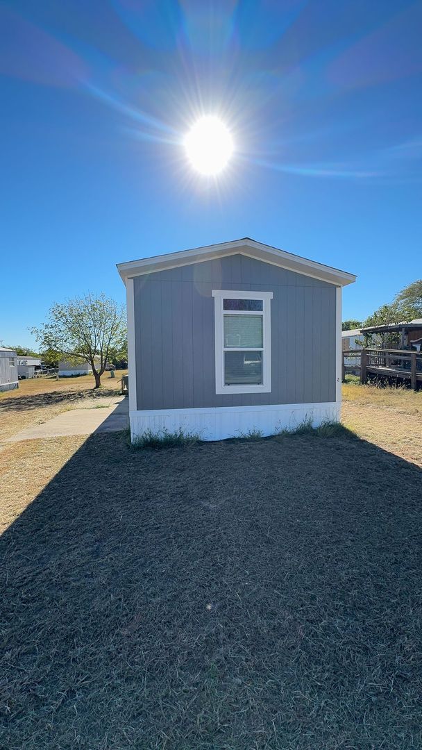 Killeen Apartment: 101 E. Elms Rd