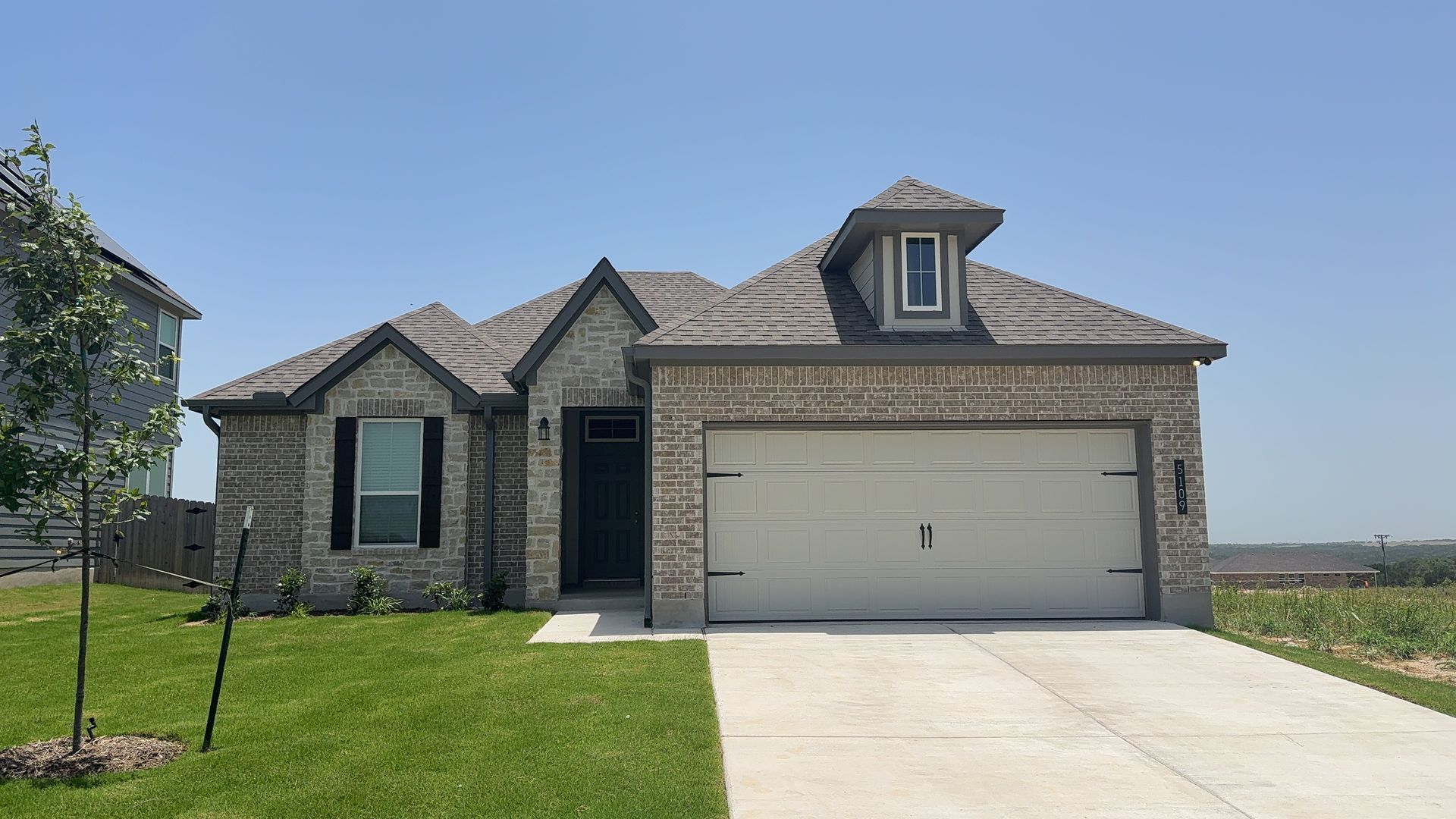 Belton House: 5109 Pollack Ln