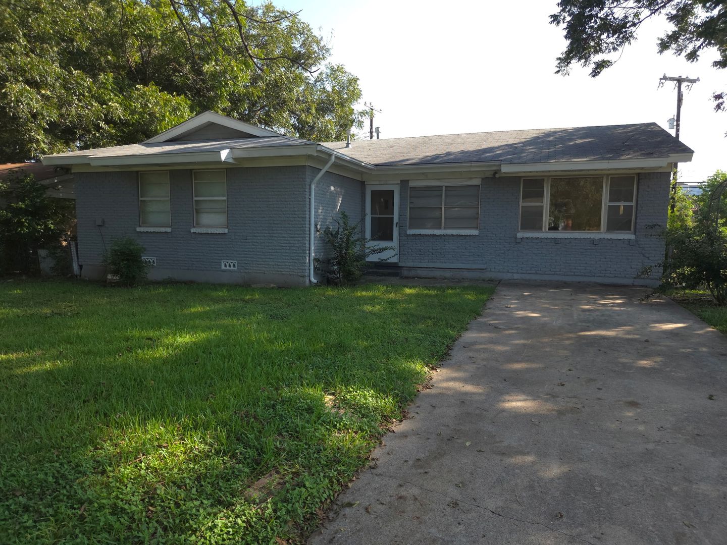 Killeen House: 3300 Lake Travis