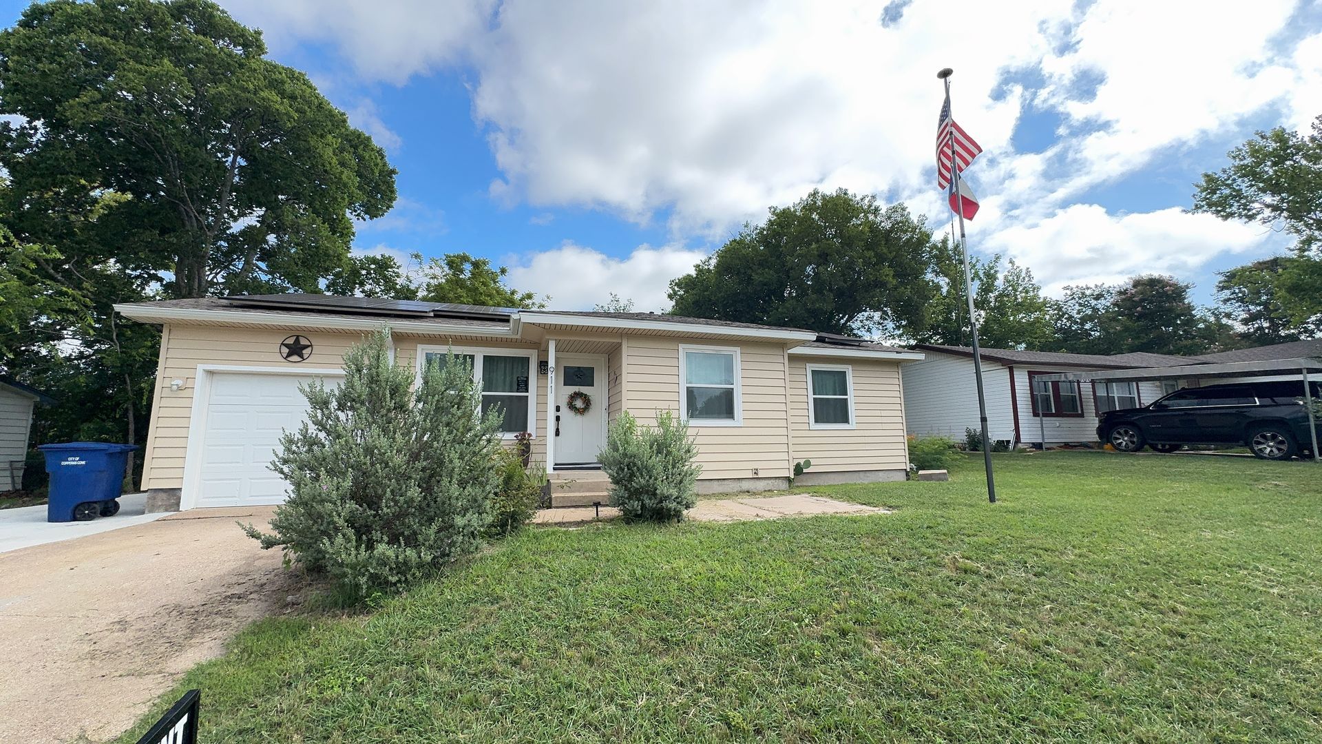 Copperas Cove House: 911 Leonhard St