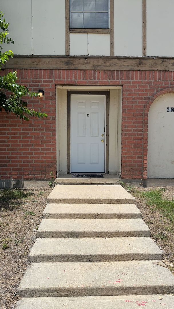 Killeen Apartment: 4504 Hunt Cir
