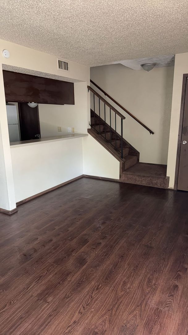 Killeen Apartment: 4504 Hunt Cir
