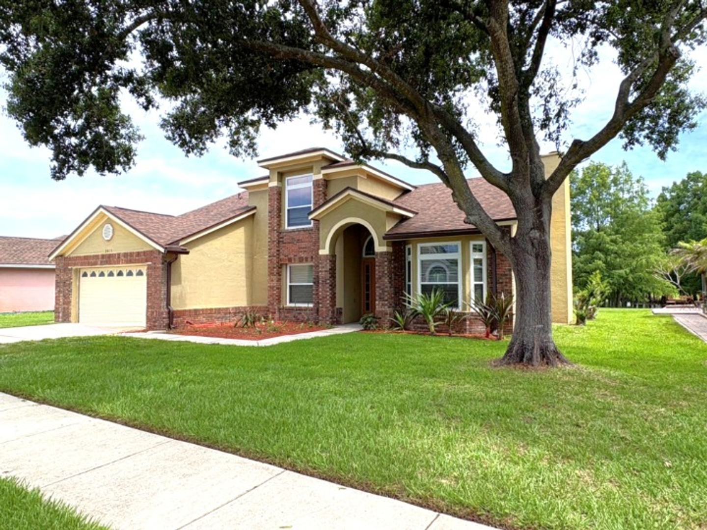 Orlando House: 2813 Rolling Broak Drive