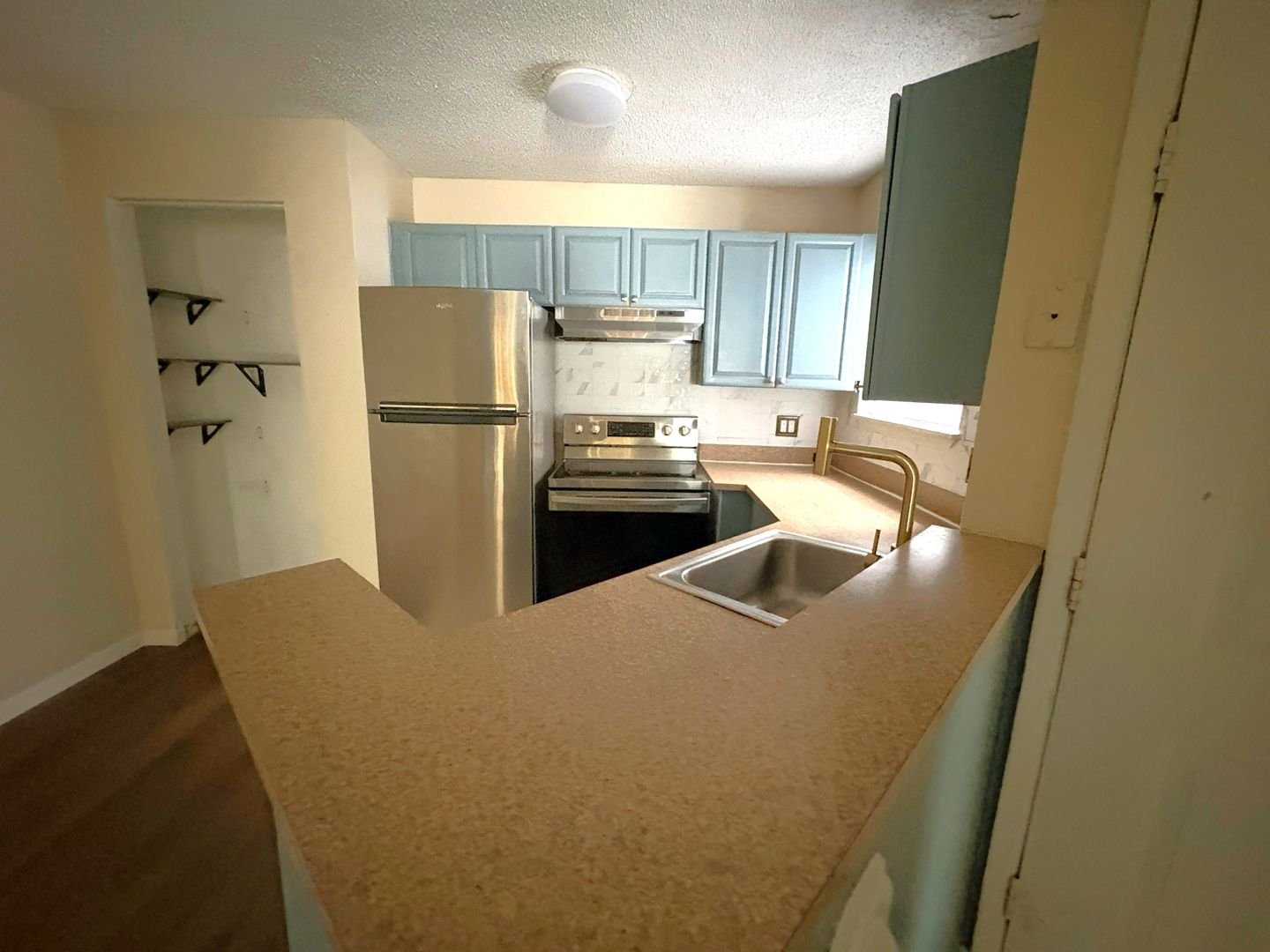 Orlando House: 1940 Lake Atriums Cir