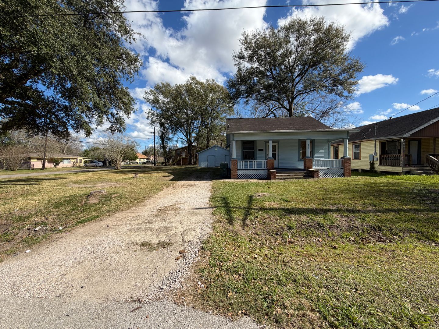 Beaumont House: 4305 Fonville