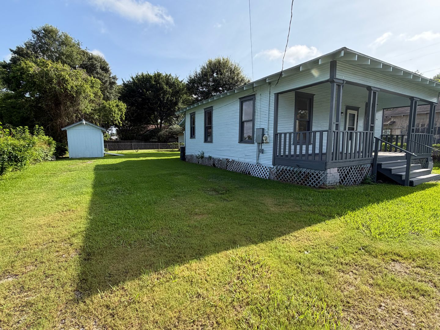 Beaumont House: 720 Elgie