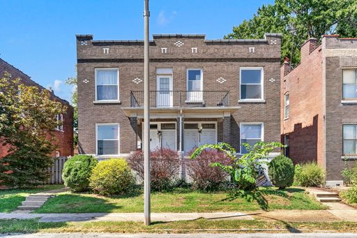 Your new home is waiting at 2849 Minnesota Ave - 2F! – photo 1