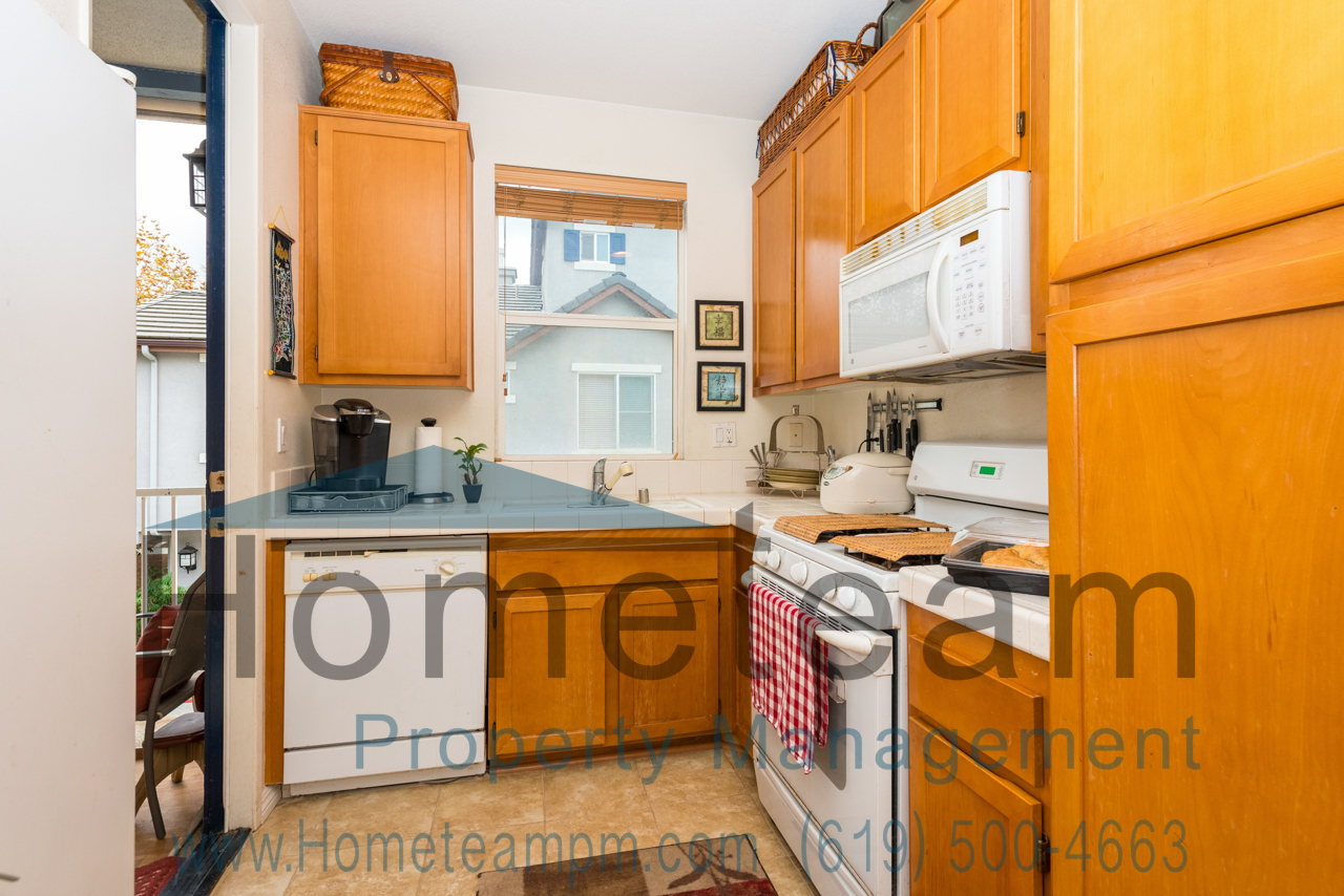 Chula Vista House: 1549 Barberry Place