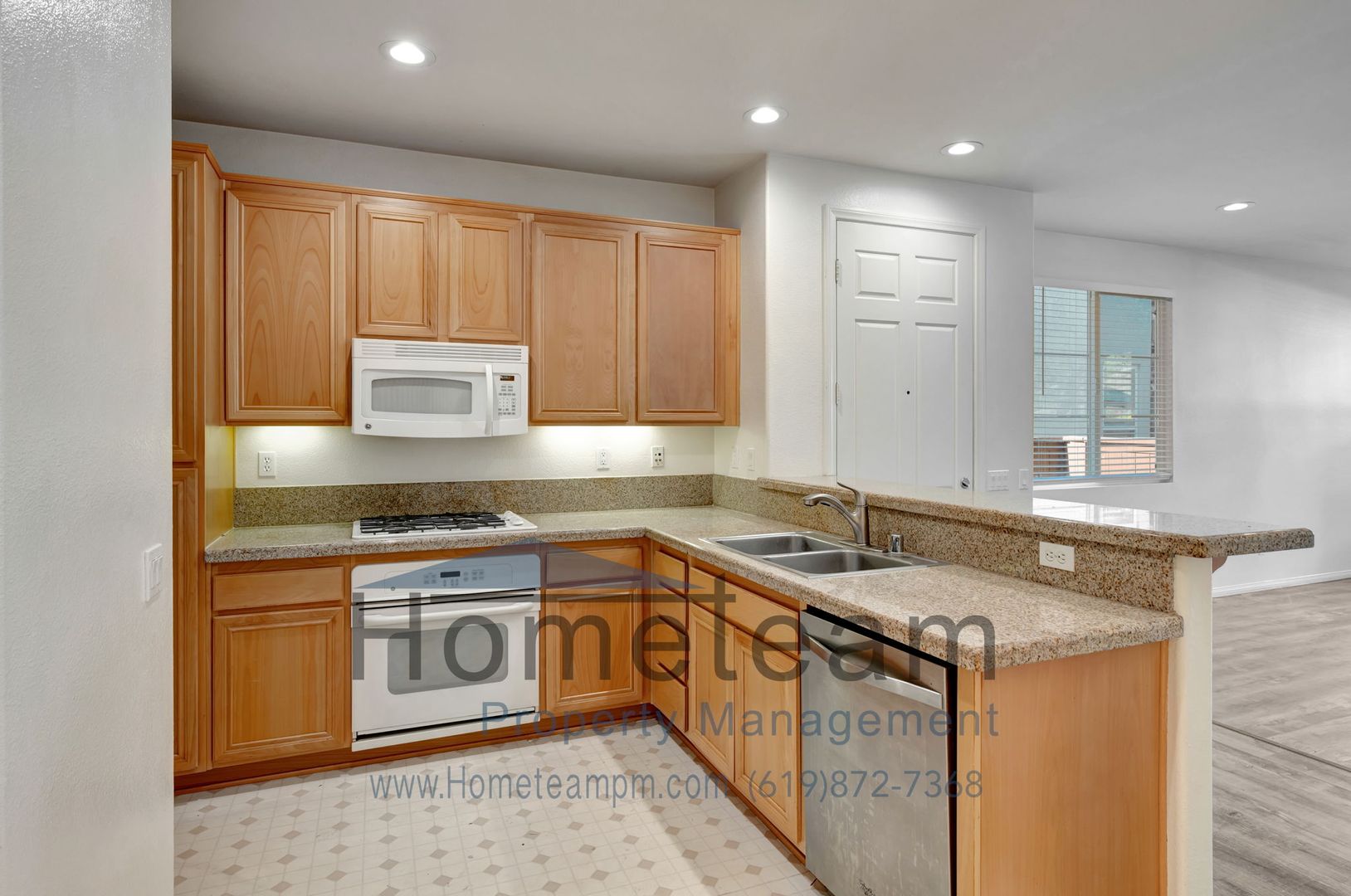 Chula Vista Townhome: 263 Aventura Dr. #6