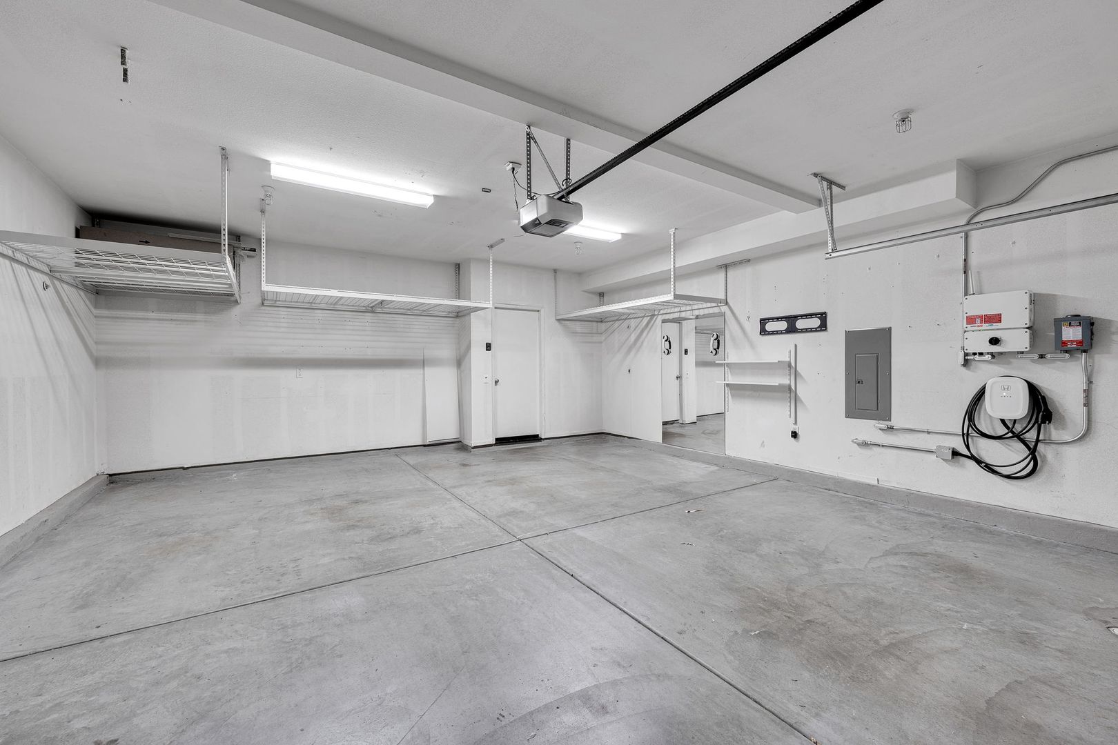 Parking at 1704 Cal Orchid Pl Unit 3