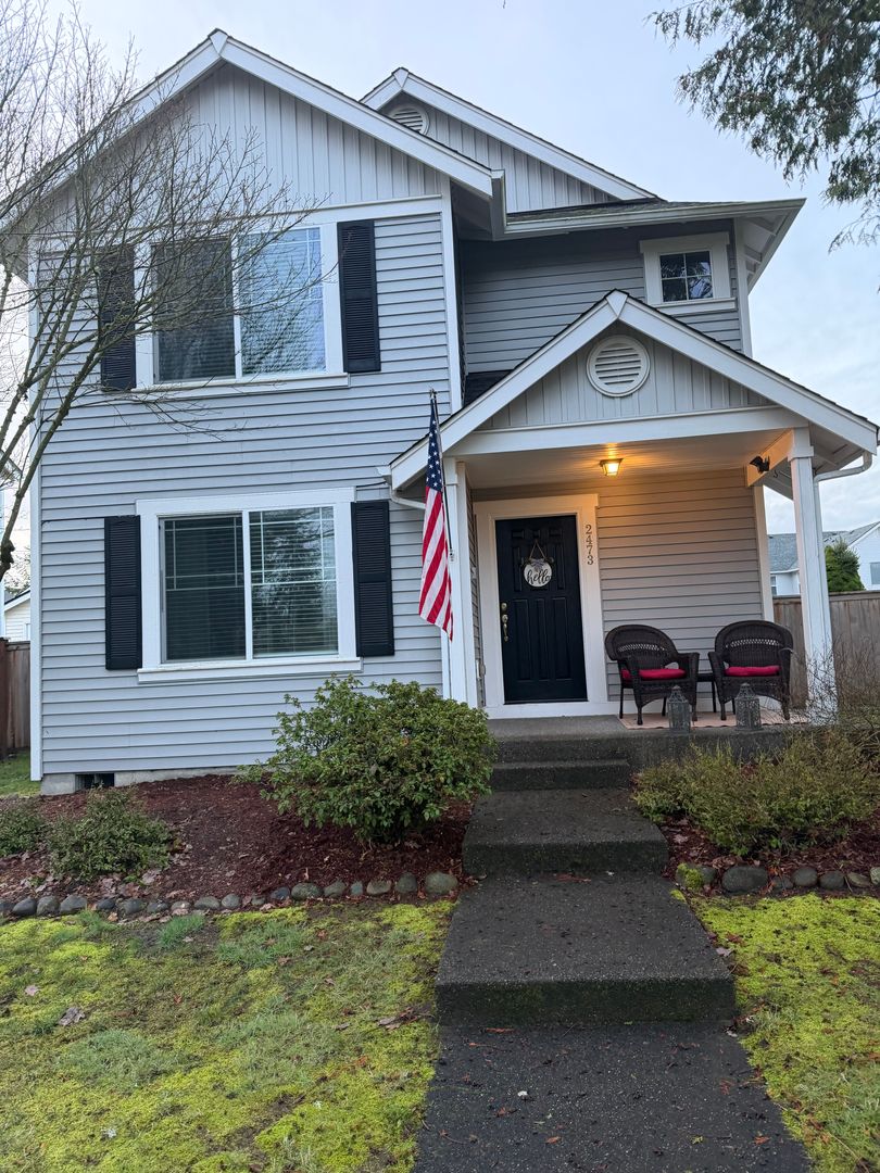 DuPont House: 2473 McNeil St