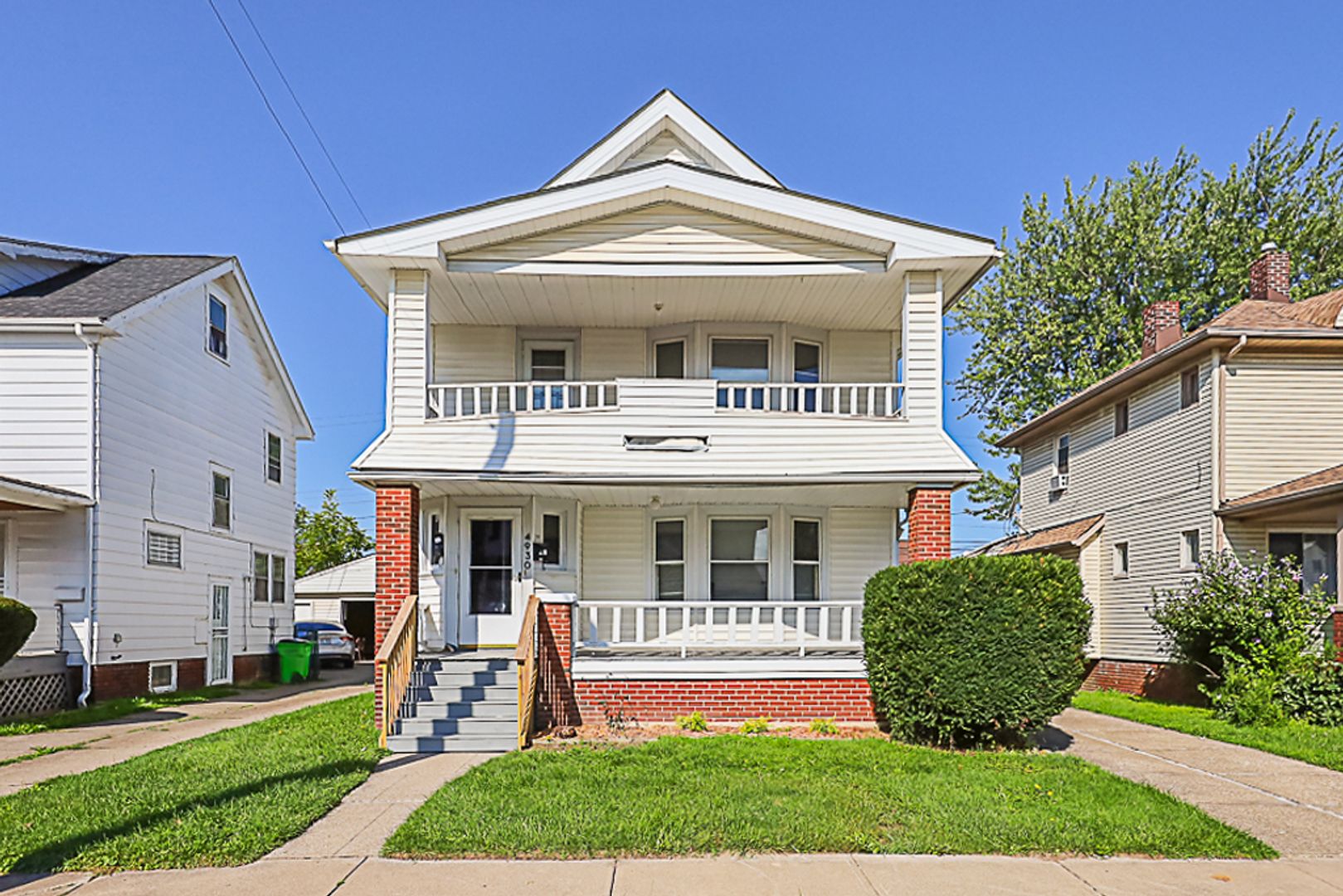 GARFIELD HEIGHTS Apartment: 4930 E 108 ST