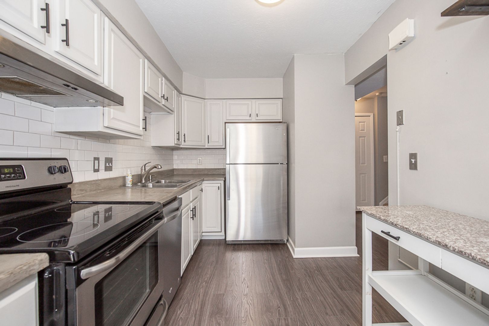 7392 CREEKWOOD DR, 10A, NORTH ROYALTON, OH. 44133 10 of 12