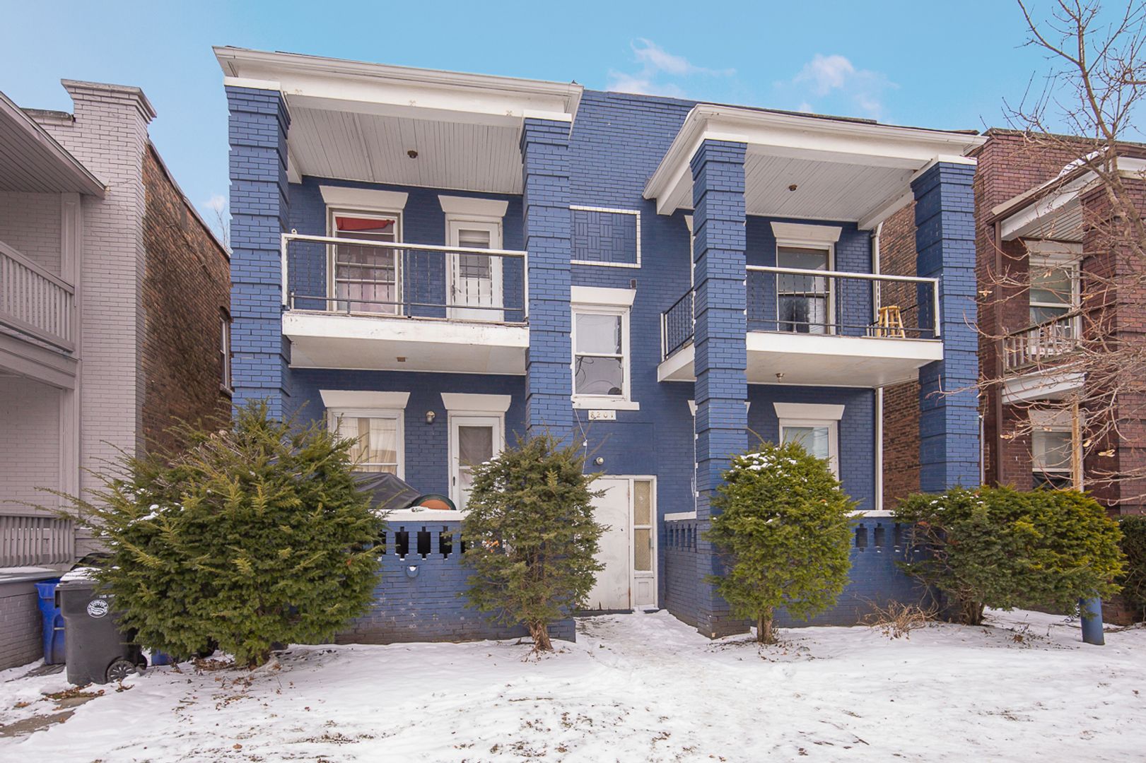 cleveland Apartment: 8201 Madison Ave