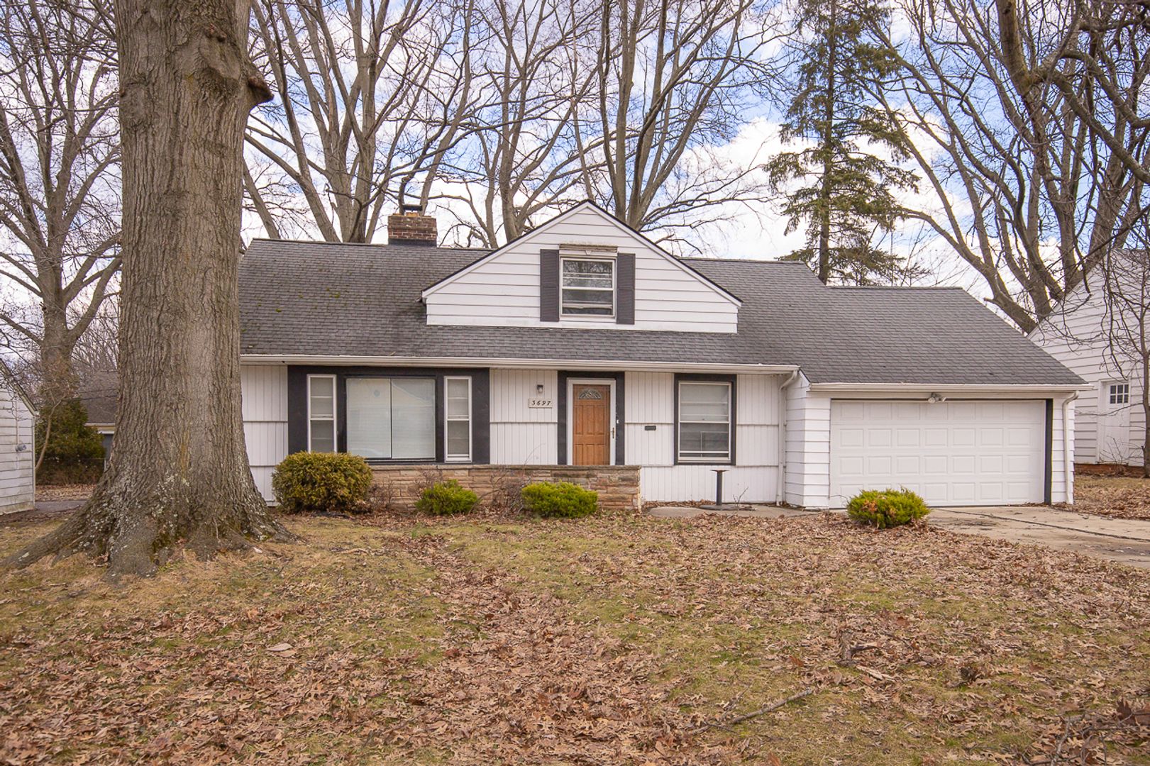 Cleveland Hts House: 3697 Brinkmore Rd