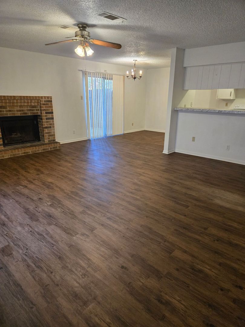Killeen Apartment: 1703 North 38th St
