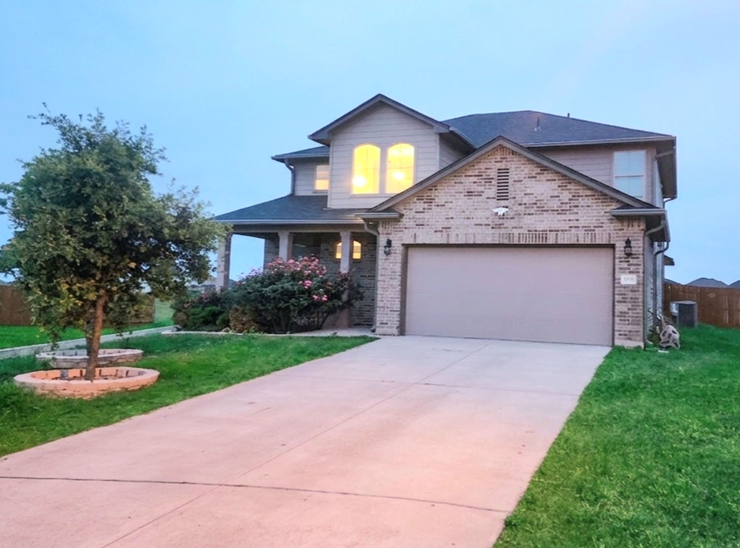 Temple House: 904 Garden Green Dr.