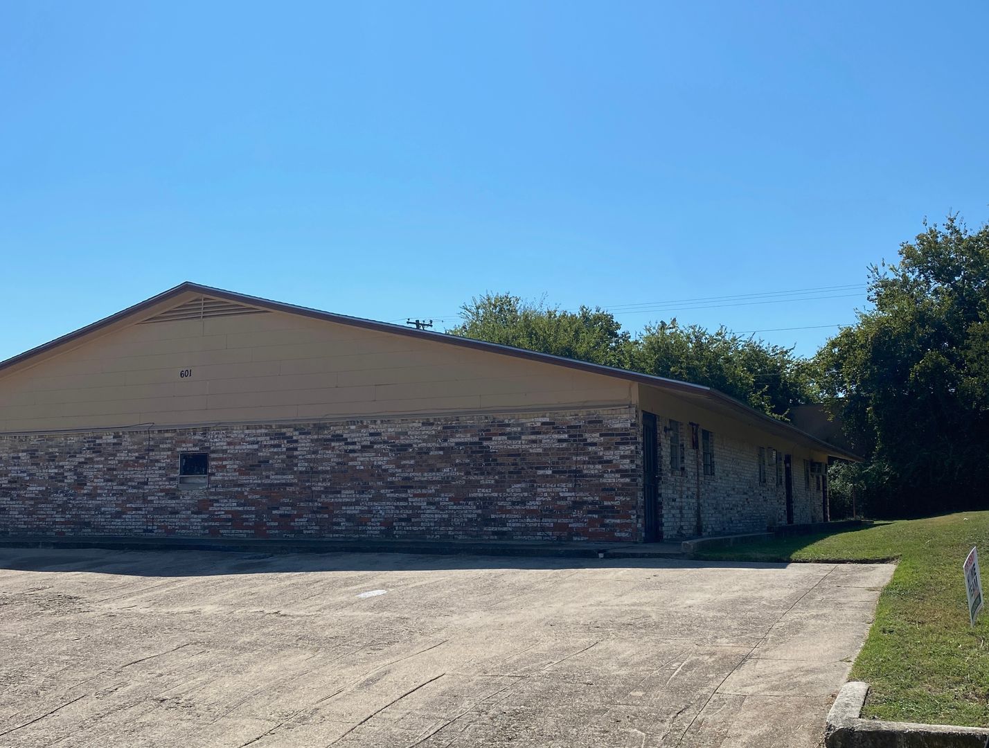 Copperas Cove Apartment: 601 Sunset Lane