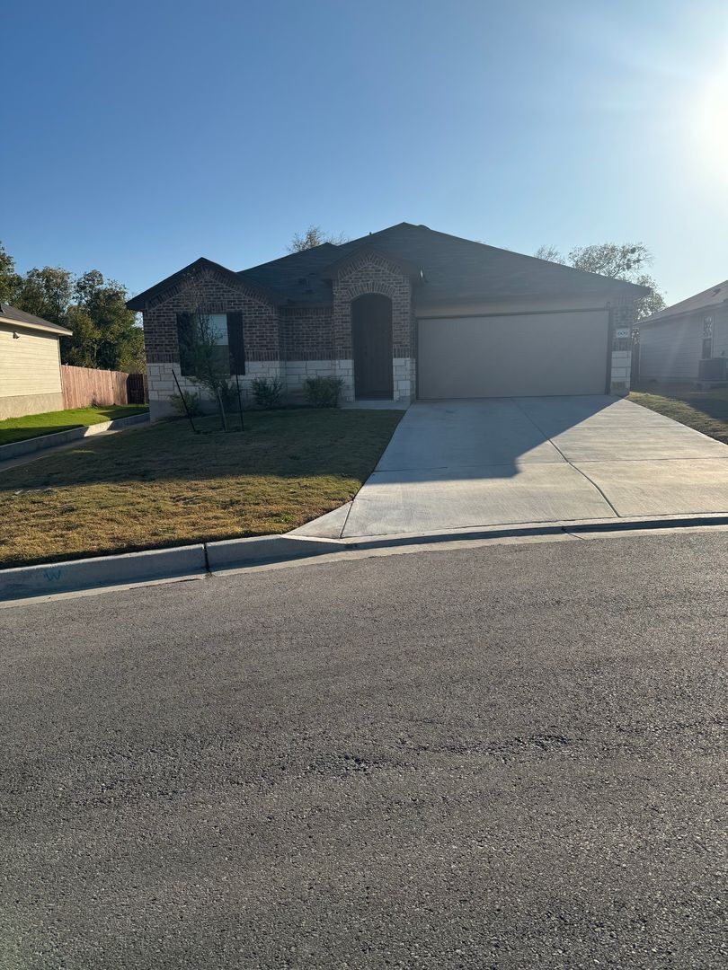 Temple House: 609 Eaton Dr.