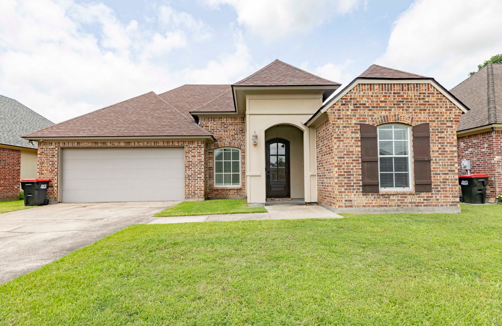 Scott House: 308 Forest Creek
