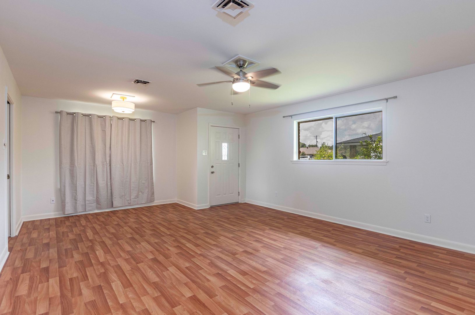 509 Alonda Drive 4 of 12